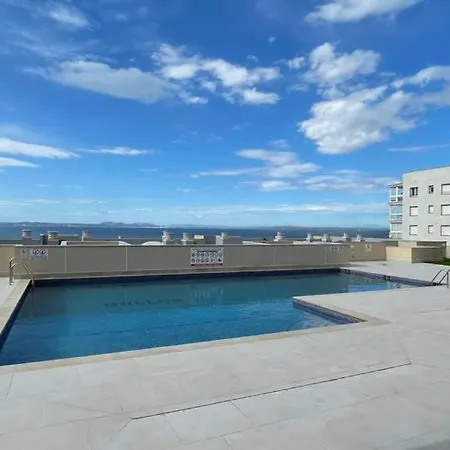 Apartmán Frente Al Mar Con Piscina Roses