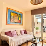 Apartment Frente Al Mar Con Piscina Roses