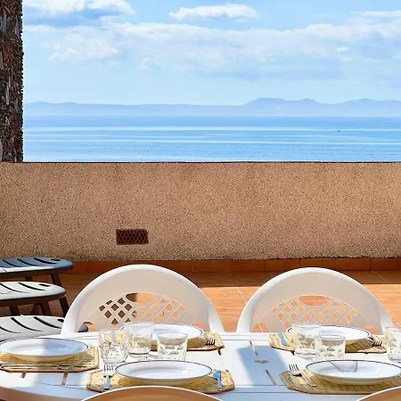 Frente Al Mar Con Piscina Apartment *